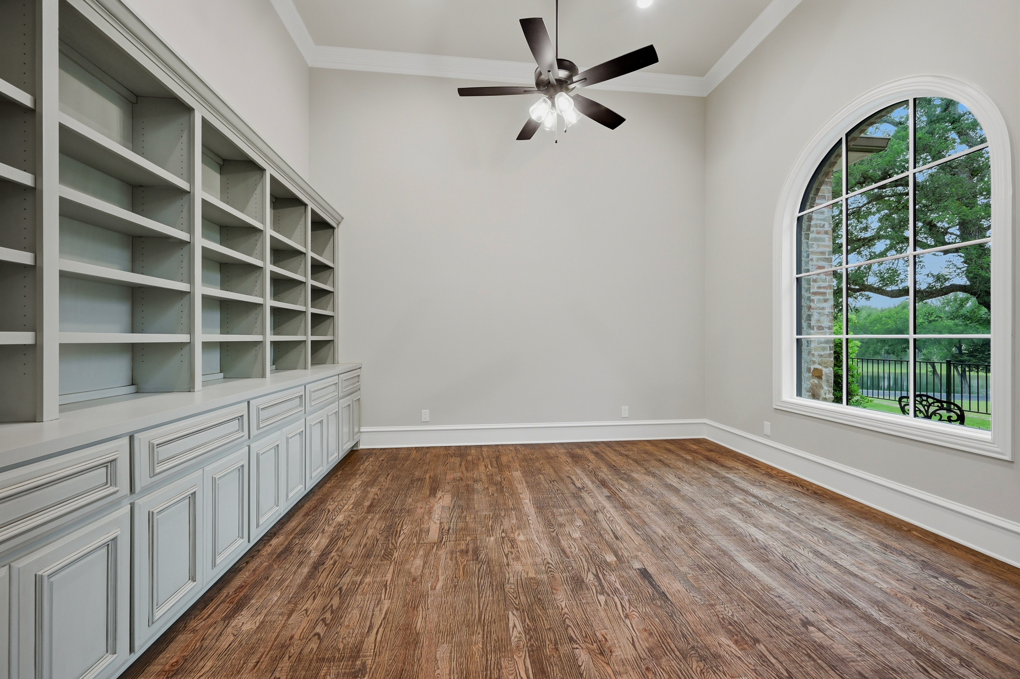 Sherman, Texas, 75092, United States, 4 Bedrooms Bedrooms, ,5 BathroomsBathrooms,Residential,For Sale,2027356
