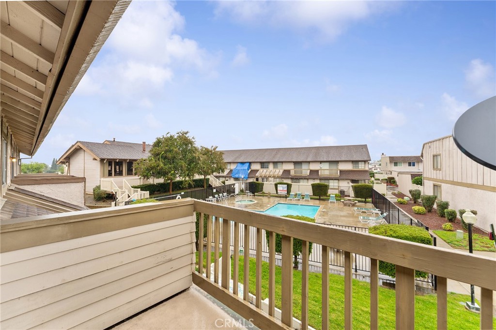 Covina, California, 91722, United States, 2 Bedrooms Bedrooms, ,3 BathroomsBathrooms,Residential,For Sale,1994268