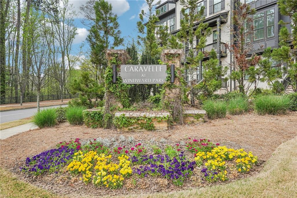 Alpharetta, Georgia, 30005, United States, 4 Bedrooms Bedrooms, ,4 BathroomsBathrooms,Residential,For Sale,2033042
