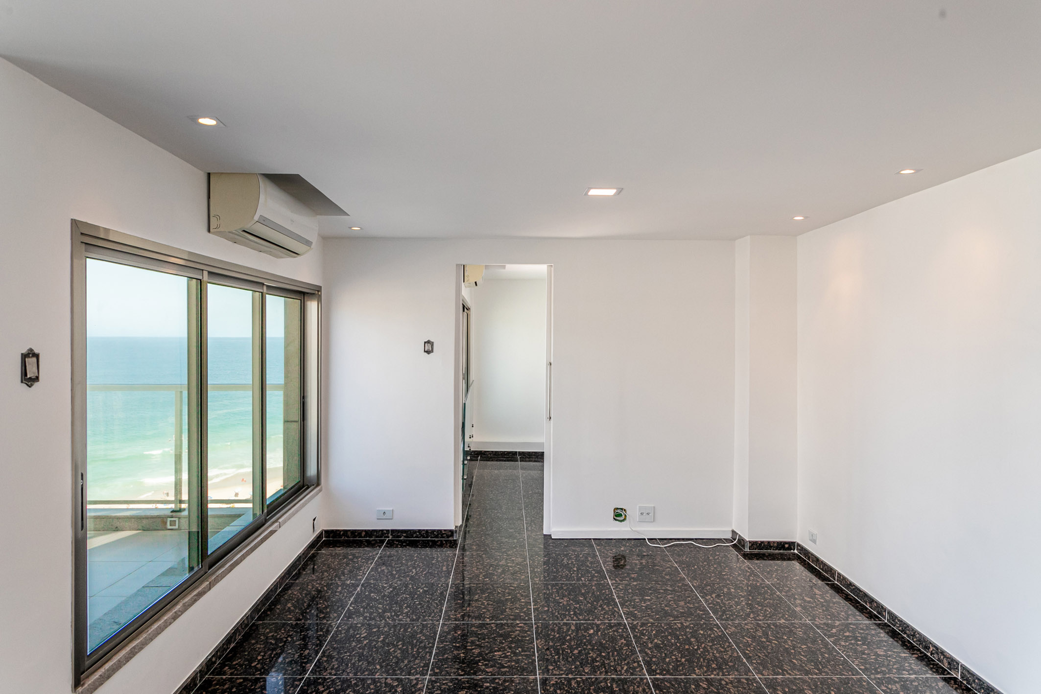  Duplex Penthouse with Panoramic Ocean View in Ipanema - 物件實景