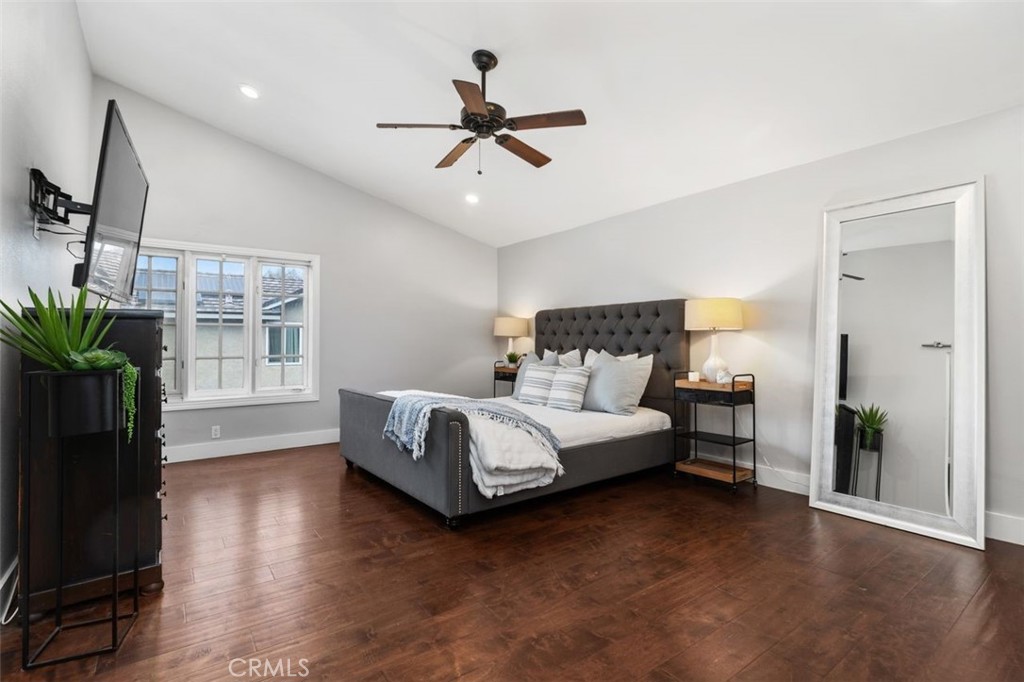 Lake Forest, California, 92630, United States, 6 Bedrooms Bedrooms, ,4 BathroomsBathrooms,Residential,For Sale,1991080