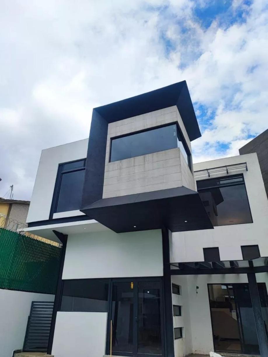 Cuautitlán Izcalli, Estado de méxico, 54766, Mexico, 3 Bedrooms Bedrooms, ,4 BathroomsBathrooms,Residential,For Sale,1684601