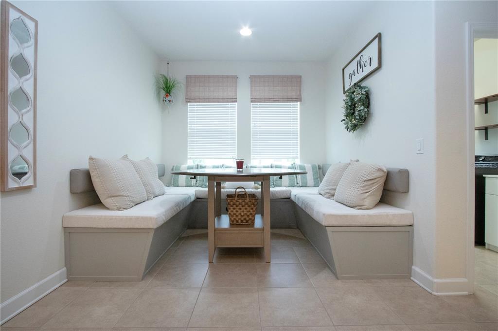 Bradenton, Florida, 34212, United States, 4 Bedrooms Bedrooms, ,3 BathroomsBathrooms,Residential,For Sale,1829585