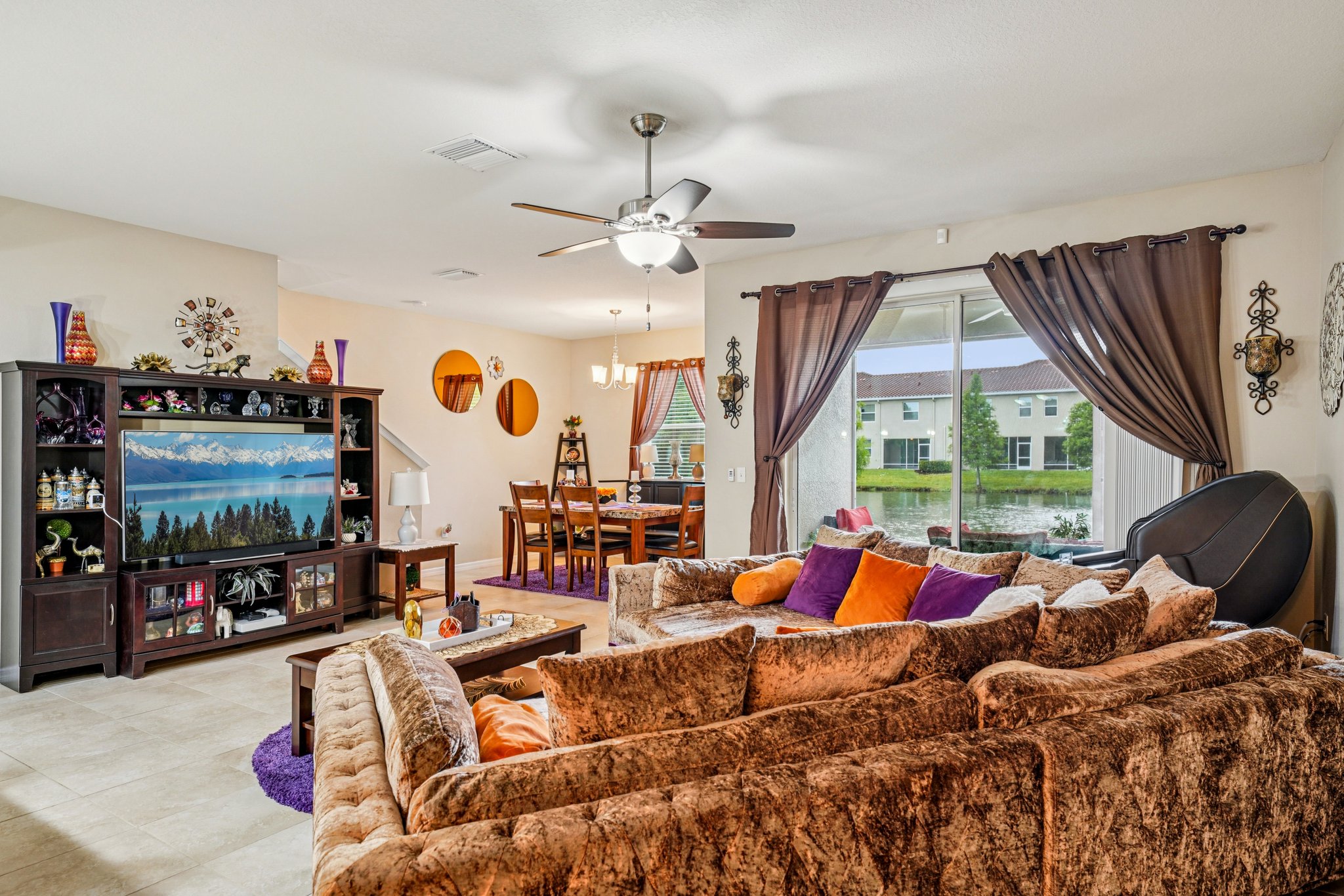 St. Petersburg, Florida, 33703, United States, 3 Bedrooms Bedrooms, ,3 BathroomsBathrooms,Residential,For Sale,1881244
