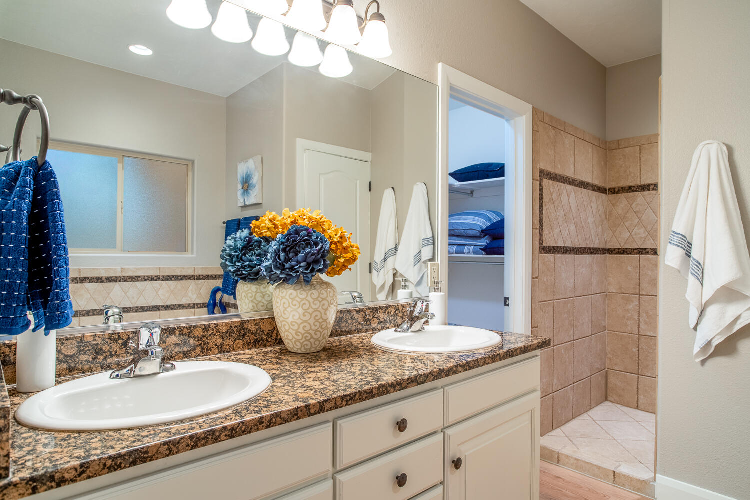 St George, Utah, 84790, United States, 4 Bedrooms Bedrooms, ,Residential,For Sale,1962826