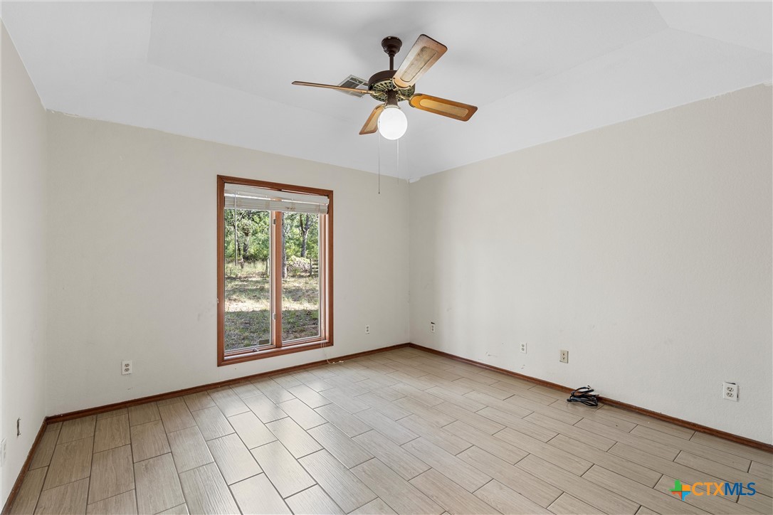 Holland, Texas, 76534, United States, 3 Bedrooms Bedrooms, ,2 BathroomsBathrooms,Residential,For Sale,1933257