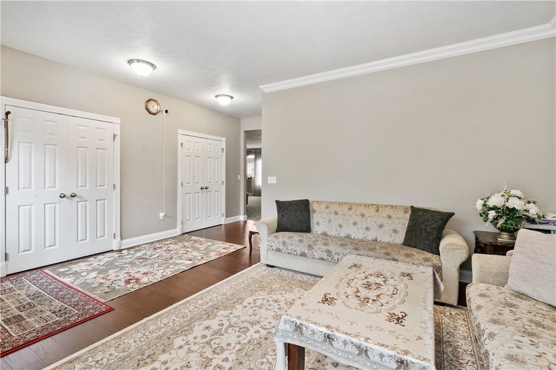 Collier Twp, Pennsylvania, 15106, United States, 5 Bedrooms Bedrooms, ,6 BathroomsBathrooms,Residential,For Sale,2002908