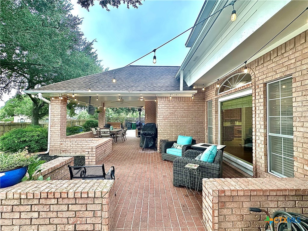 Victoria, Texas, 77904, United States, 4 Bedrooms Bedrooms, ,4 BathroomsBathrooms,Residential,For Sale,1942262