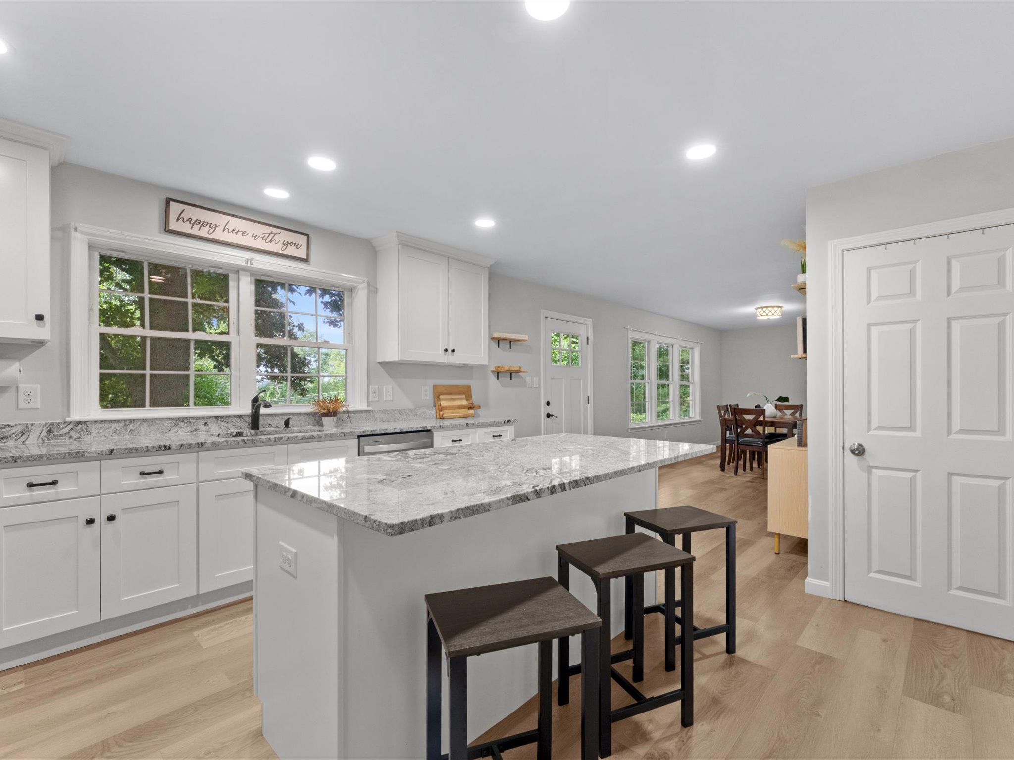  11 Mendon Road, Northbridge, MA 01534 - 物件實景