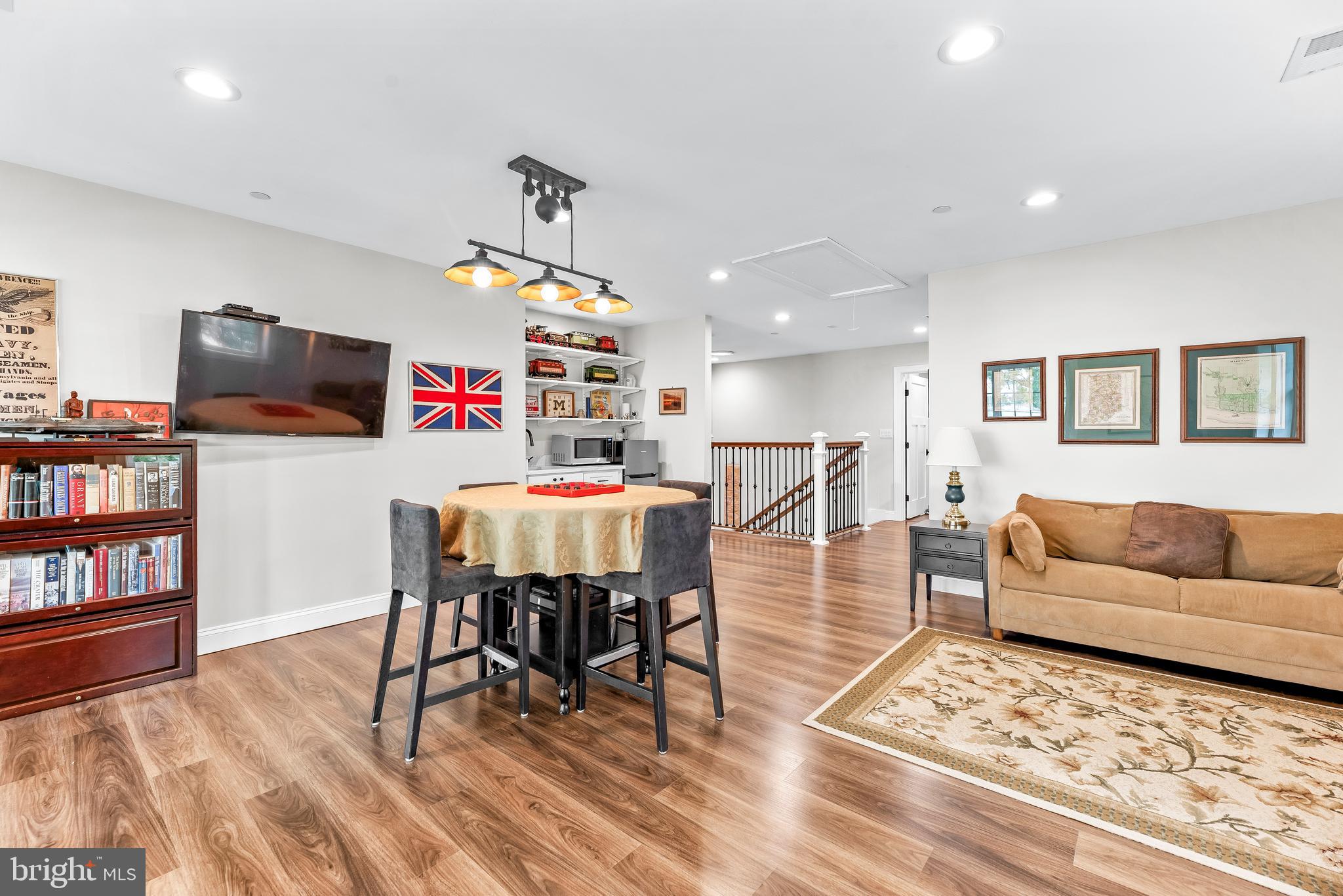 Galesville, Maryland, 20765, United States, 5 Bedrooms Bedrooms, ,4 BathroomsBathrooms,Residential,For Sale,1887426