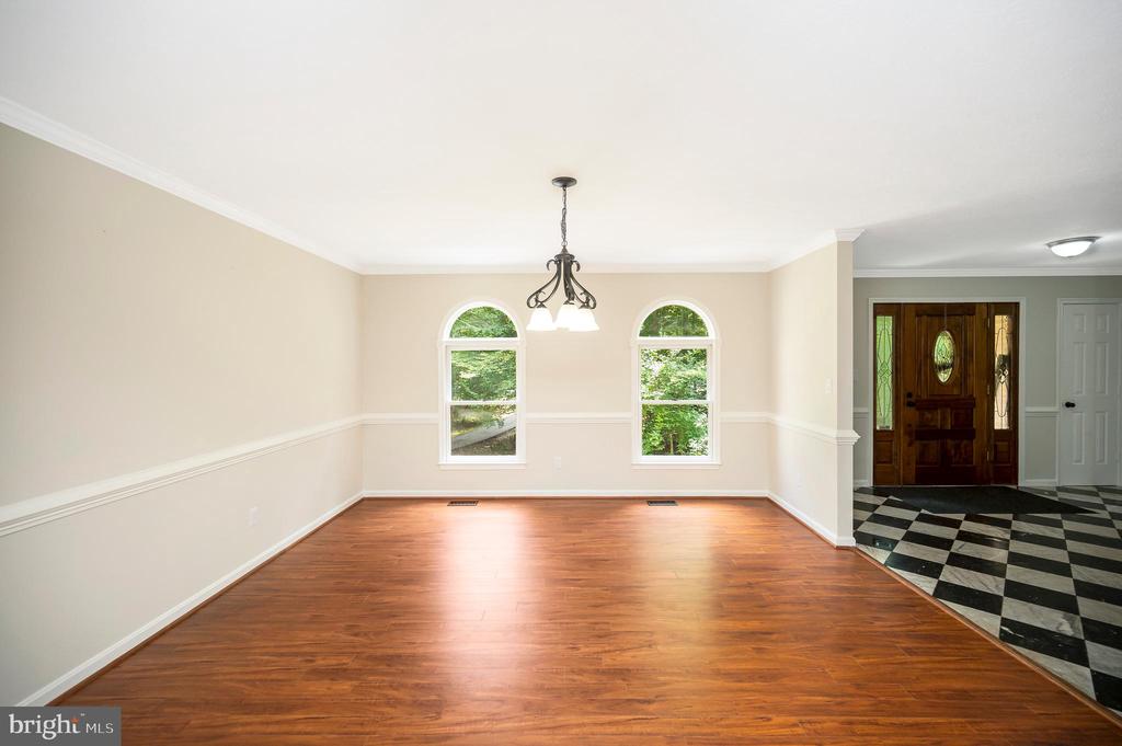 Stafford, Virginia, 22554, United States, 5 Bedrooms Bedrooms, ,4 BathroomsBathrooms,Residential,For Sale,1938309