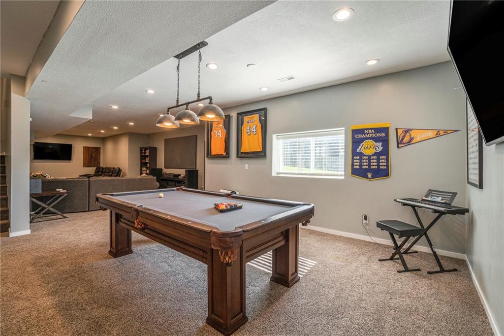 Olathe, Kansas, 66061, United States, 5 Bedrooms Bedrooms, ,5 BathroomsBathrooms,Residential,For Sale,1969307