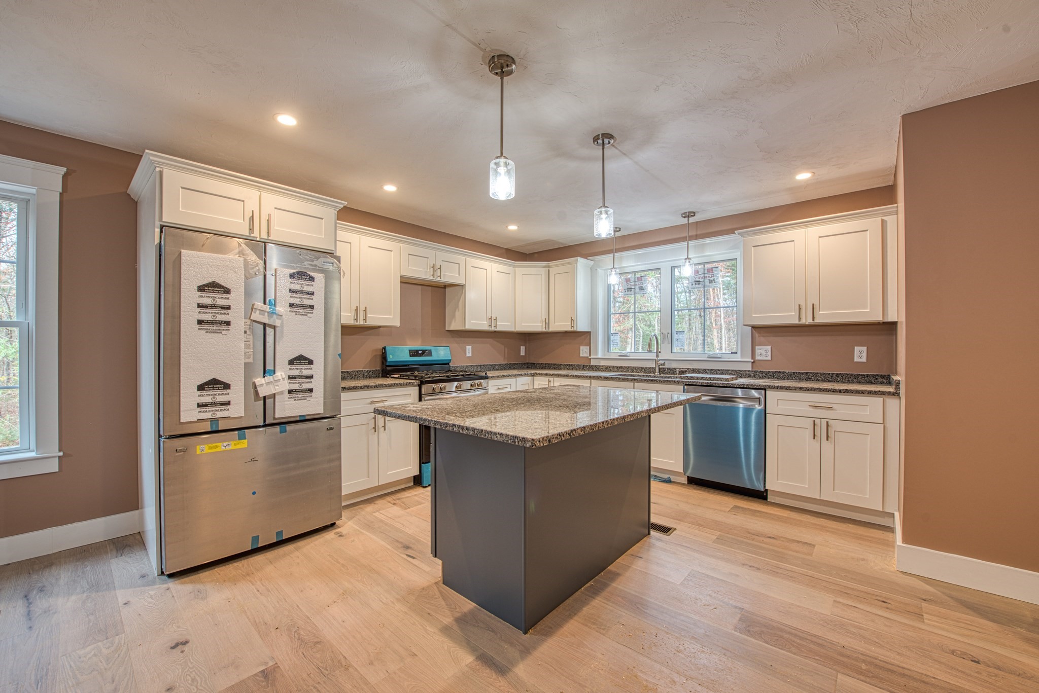 Norton, Massachusetts, 02766, United States, 4 Bedrooms Bedrooms, ,3 BathroomsBathrooms,Residential,For Sale,1869812