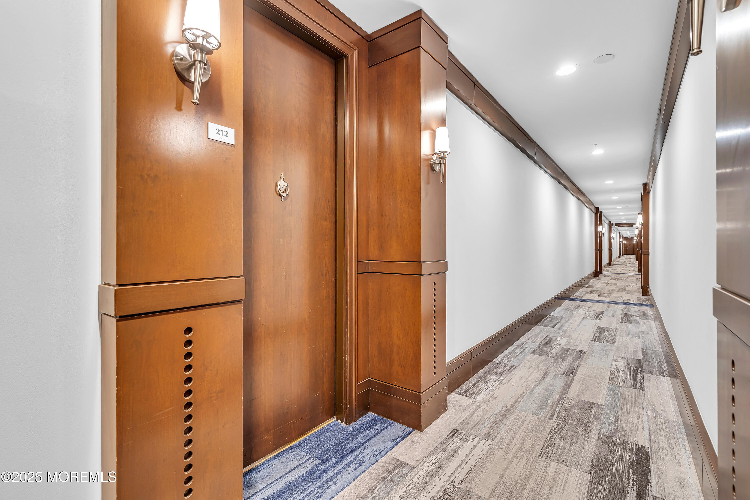 West New York, New Jersey, 07093, United States, 2 Bedrooms Bedrooms, ,2 BathroomsBathrooms,Residential,For Sale,1928927