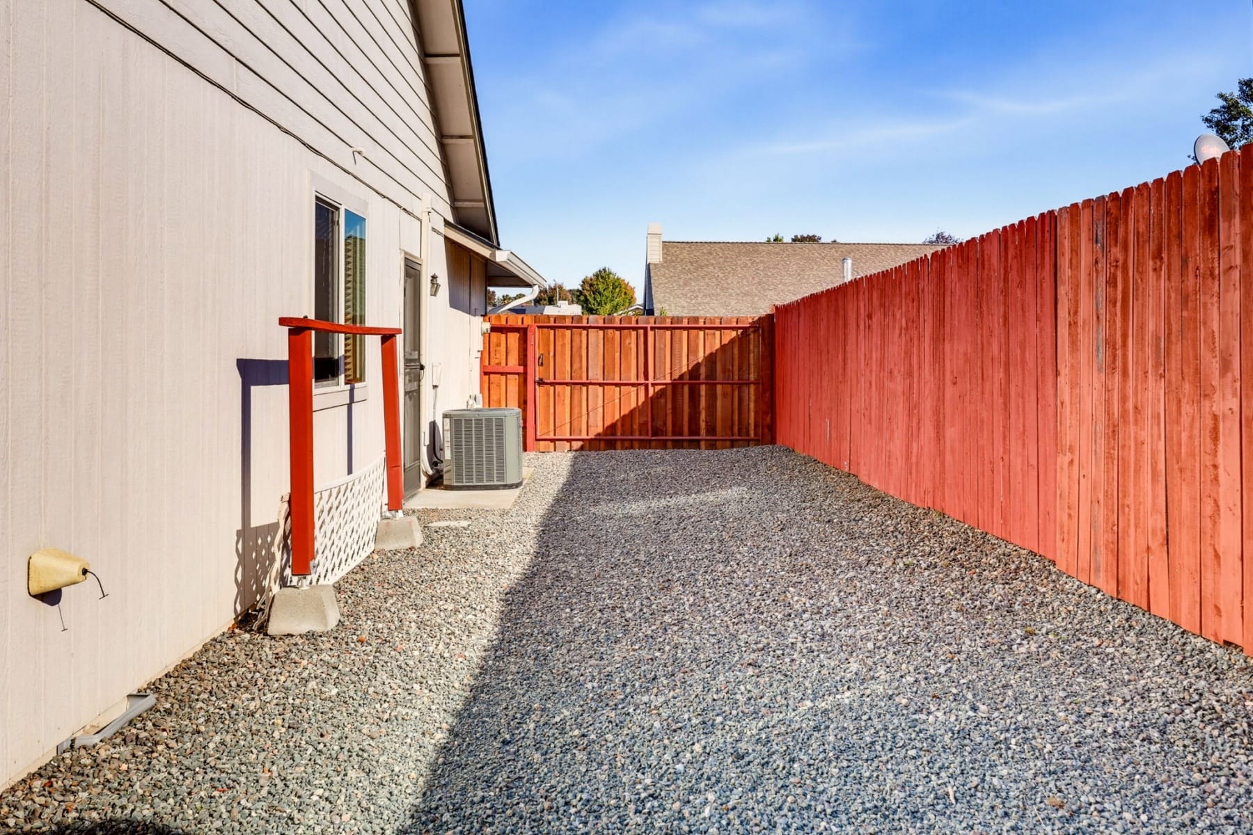  2300 Savannah Drive Central Point, OR 97502 - 物件實景