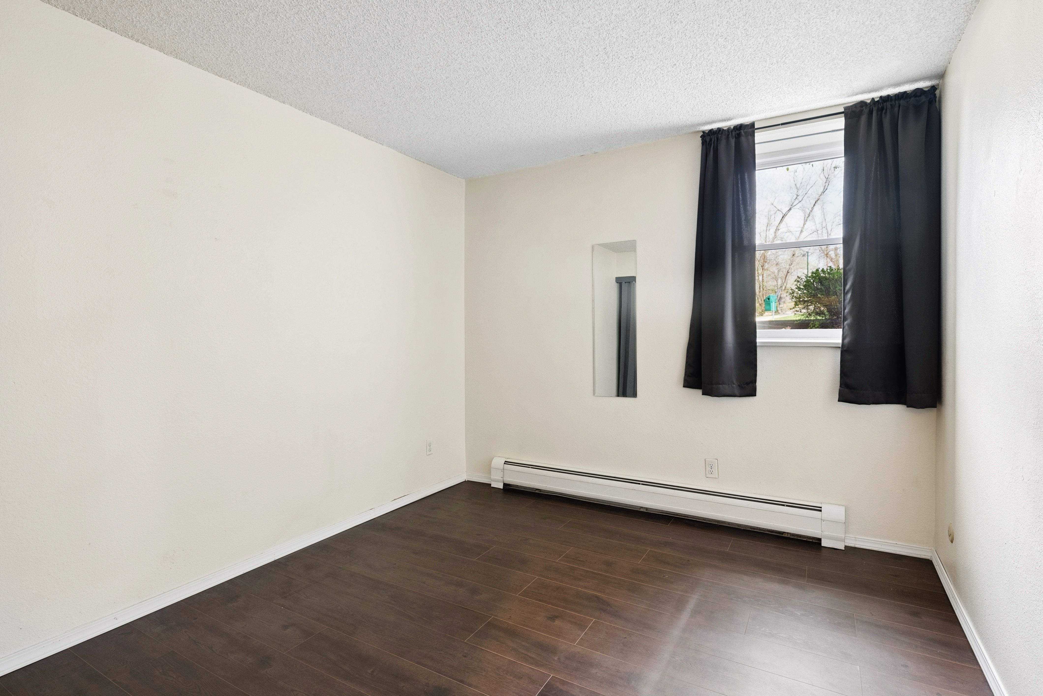  Move-In Ready Condo In Prime Golden Location - 物件實景