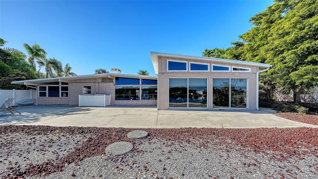 Sarasota, Florida, 34234, United States, 3 Bedrooms Bedrooms, ,3 BathroomsBathrooms,Residential,For Sale,1994786