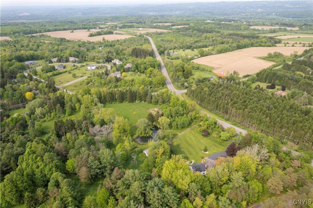 Jamesville, New York, 13078, United States, 4 Bedrooms Bedrooms, ,4 BathroomsBathrooms,Residential,For Sale,1829138