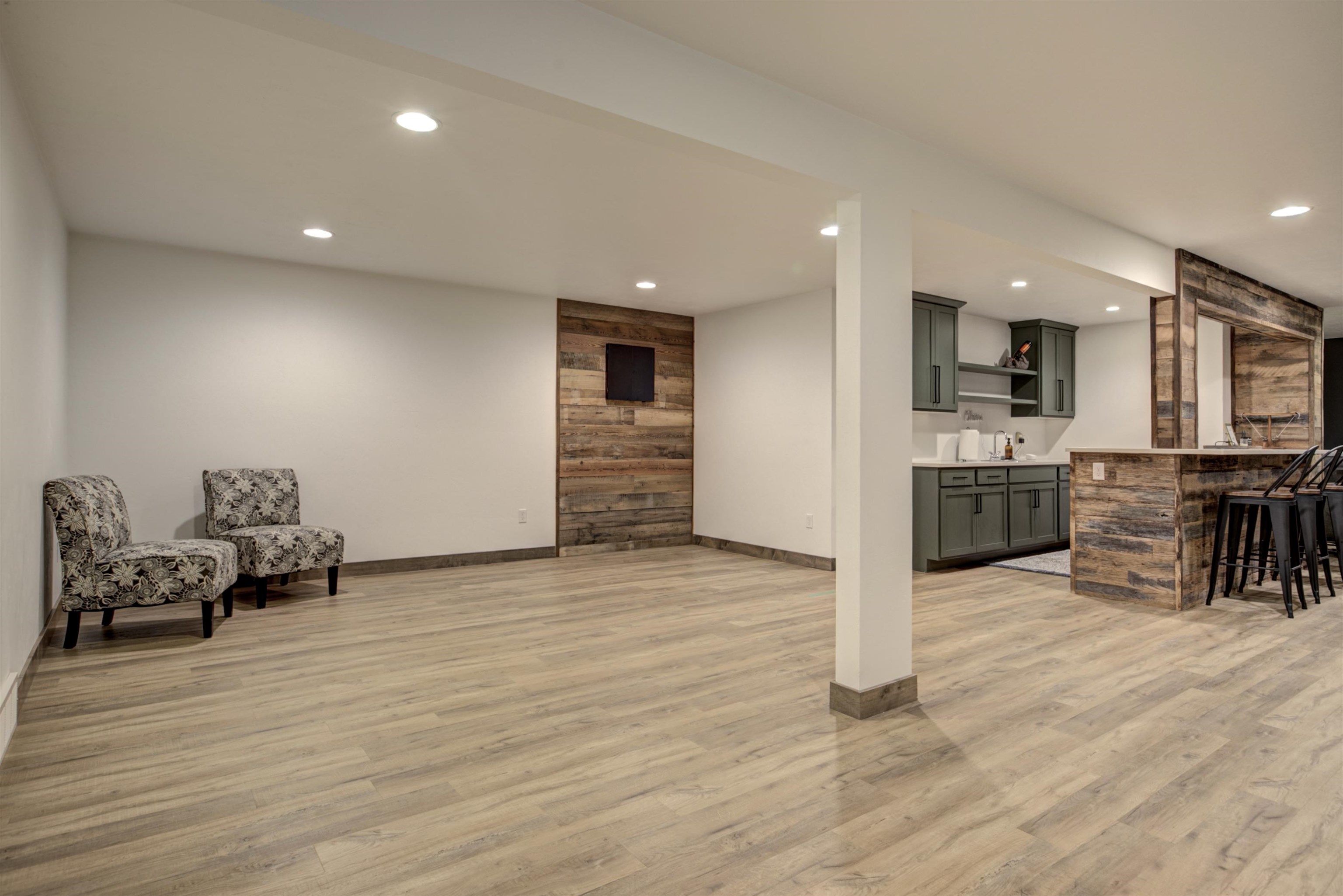 Neenah, Wisconsin, 54956-8964, United States, 4 Bedrooms Bedrooms, ,3 BathroomsBathrooms,Residential,For Sale,1846194