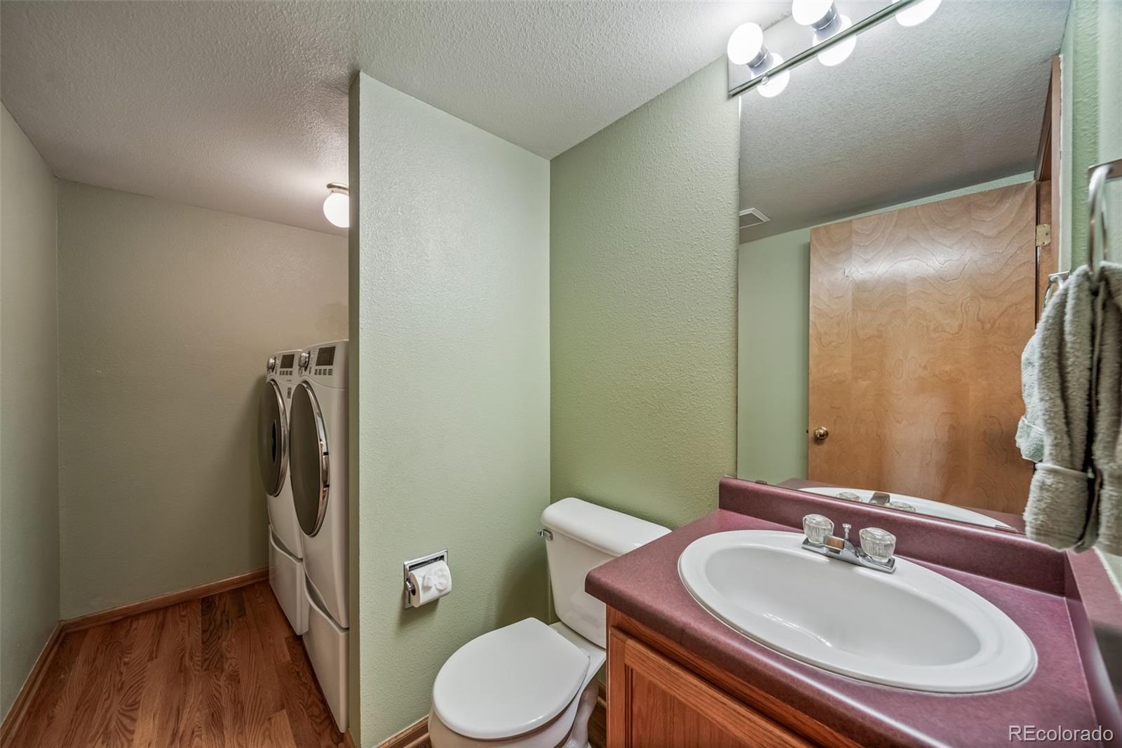 Castle Rock, Colorado, 80104, United States, 3 Bedrooms Bedrooms, ,3 BathroomsBathrooms,Residential,For Sale,1938878