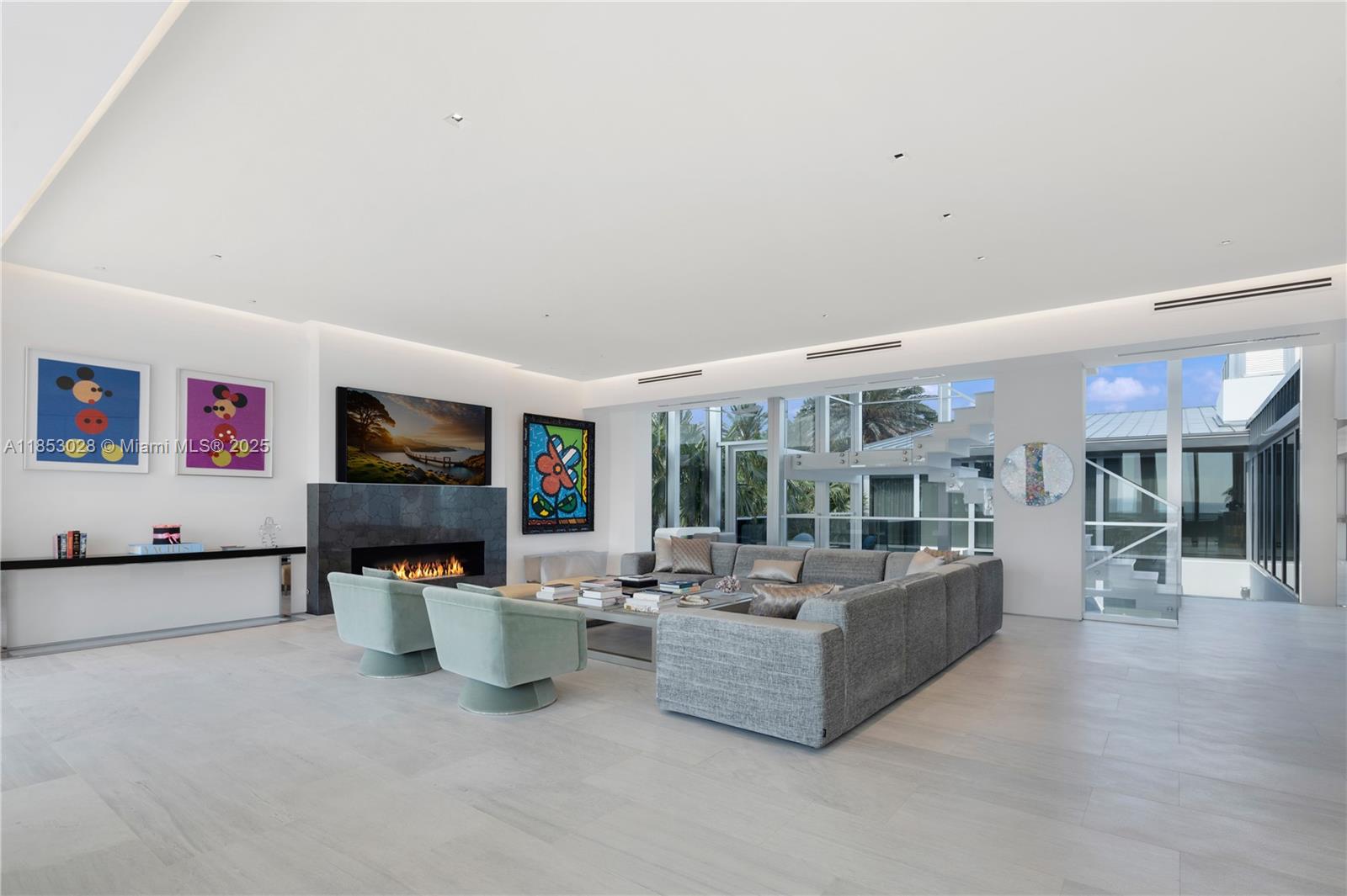 Miami Beach, Florida, 33141, United States, 5 Bedrooms Bedrooms, ,7 BathroomsBathrooms,Residential,For Sale,1934428