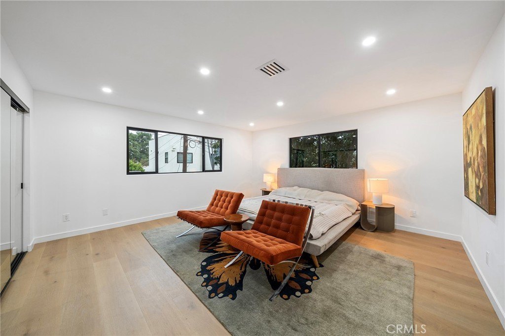 Los Angeles, California, 90031, United States, 5 Bedrooms Bedrooms, ,2 BathroomsBathrooms,Residential,For Sale,2006485