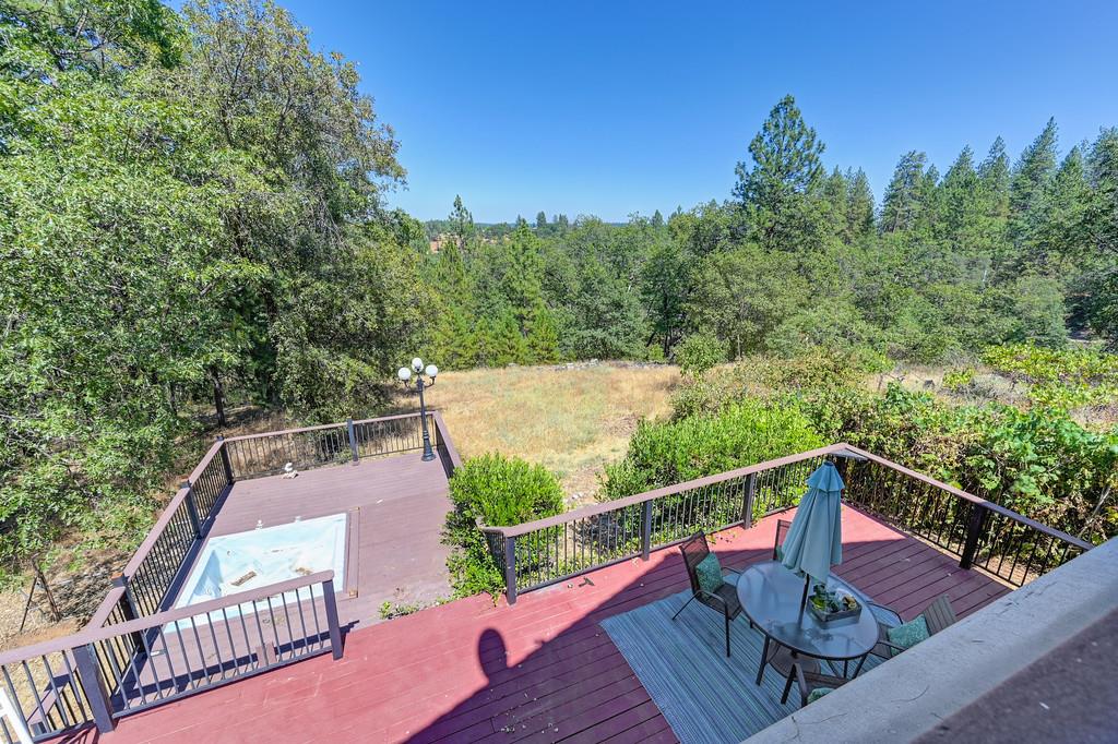 Applegate, California, 95703, United States, 3 Bedrooms Bedrooms, ,3 BathroomsBathrooms,Residential,For Sale,1912050