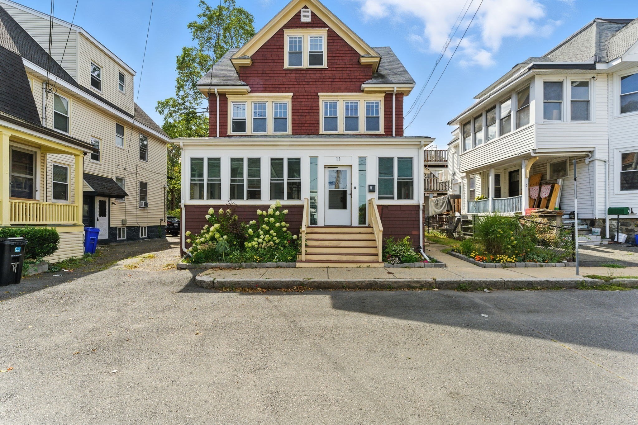 Malden, Massachusetts, 02148, United States, 3 Bedrooms Bedrooms, ,Residential,For Sale,1980129