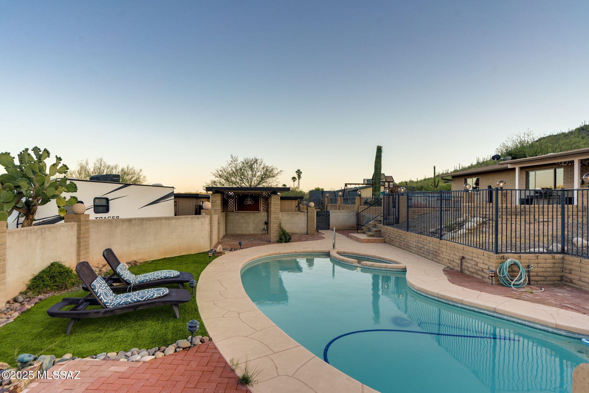 Tucson, Arizona, 85750, United States, 3 Bedrooms Bedrooms, ,2 BathroomsBathrooms,Residential,For Sale,1934360