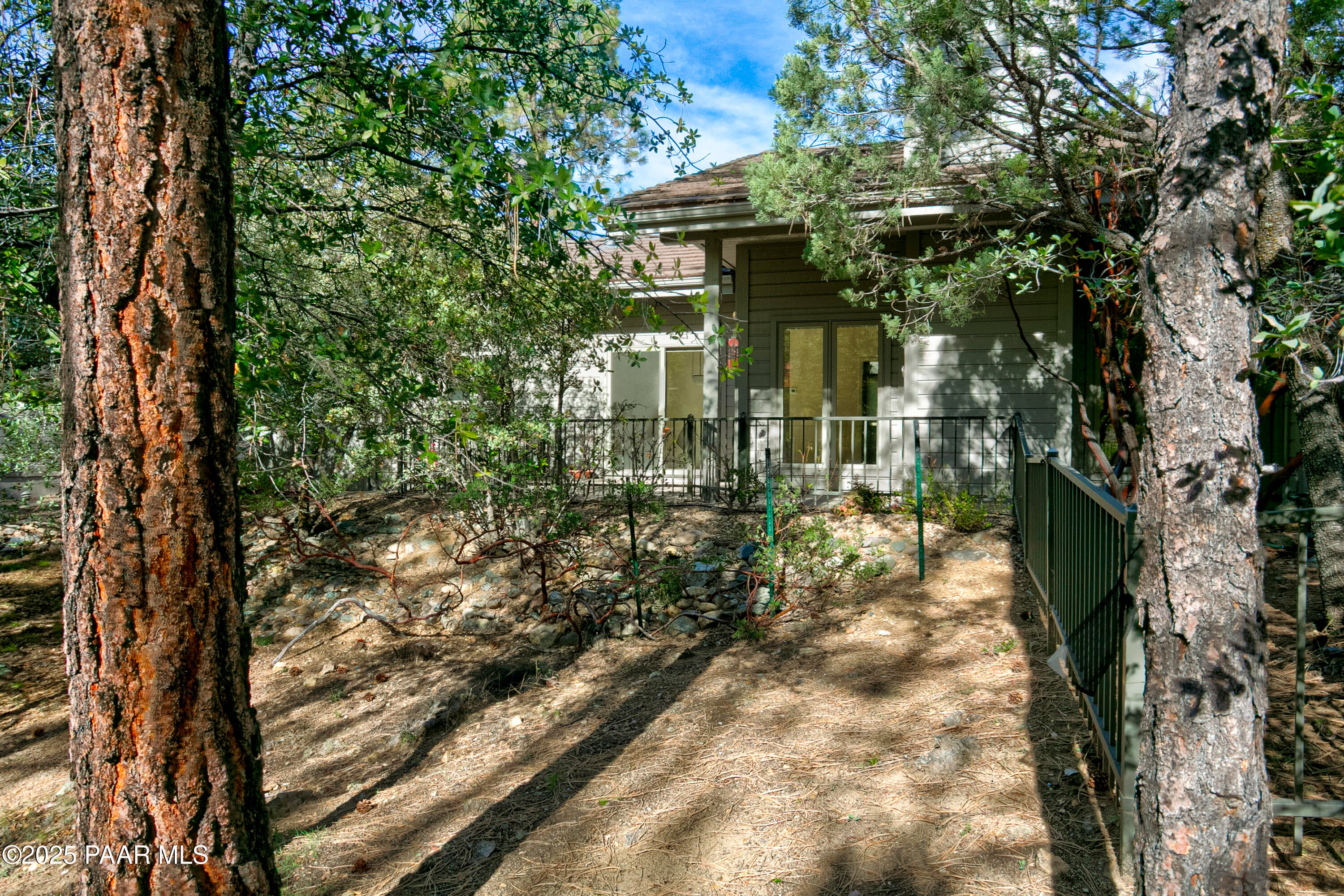 Prescott, Arizona, 86303, United States, 2 Bedrooms Bedrooms, ,2 BathroomsBathrooms,Residential,For Sale,1988042