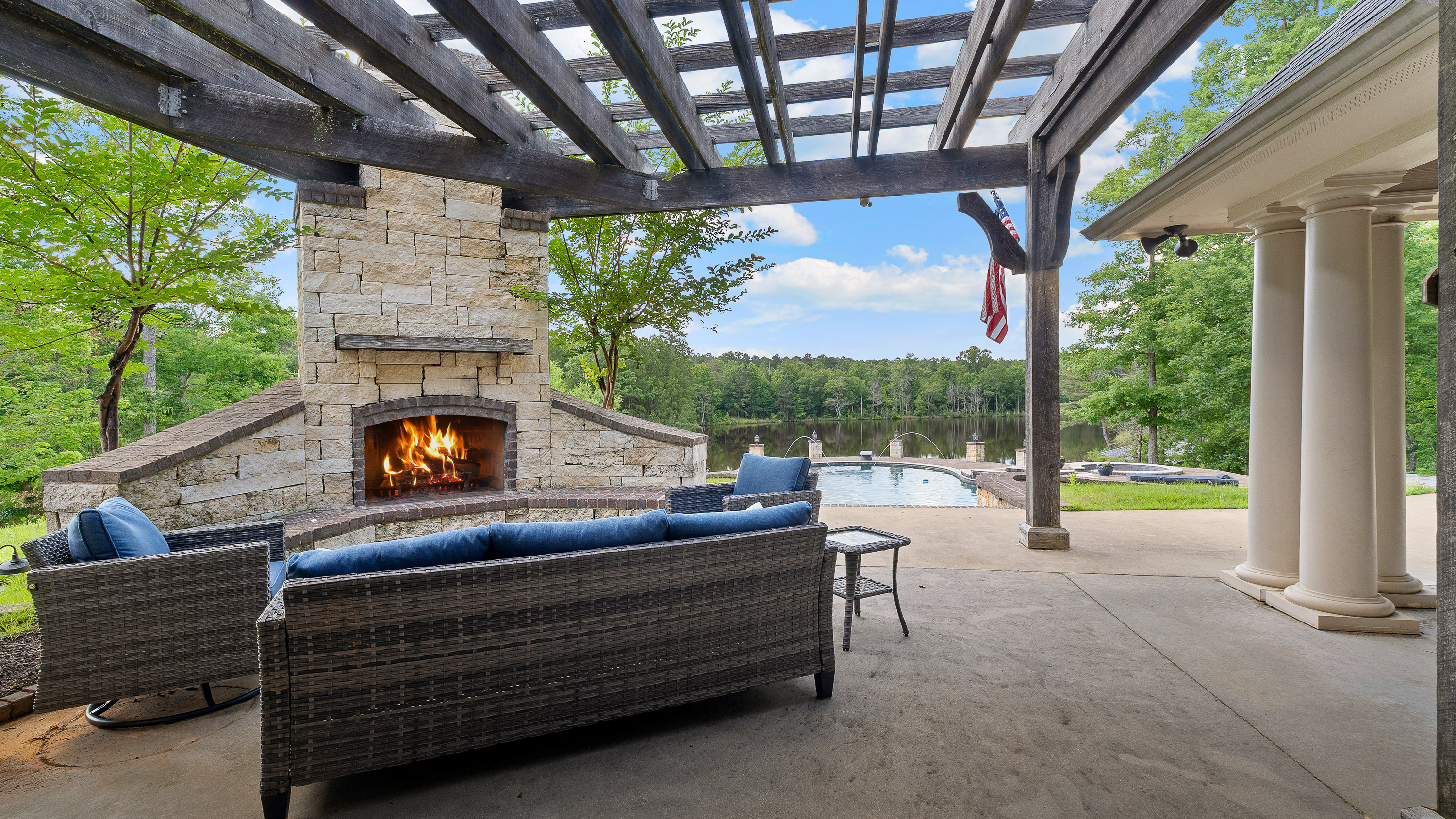  1411 County Road 4120, Atlanta, TX, 75551 - 物件實景