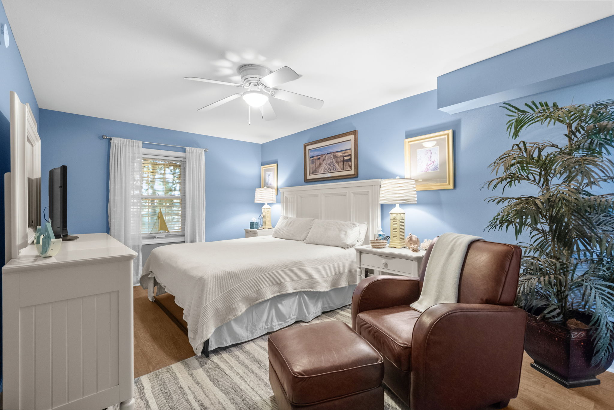 North Myrtle Beach, South Carolina, 29582, United States, 6 Bedrooms Bedrooms, ,3 BathroomsBathrooms,Residential,For Sale,1994221