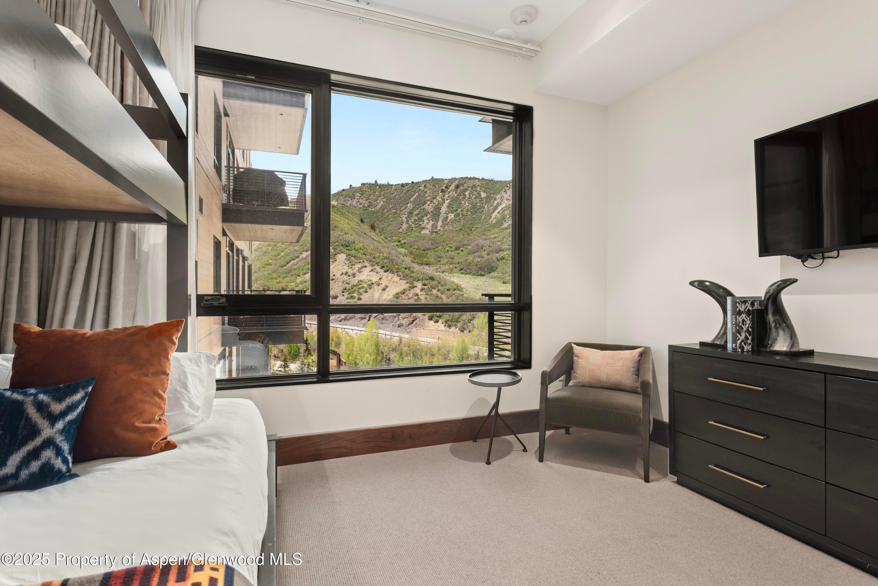 Snowmass Village, Colorado, 81615, United States, 4 Bedrooms Bedrooms, ,4 BathroomsBathrooms,Residential,For Sale,1846573