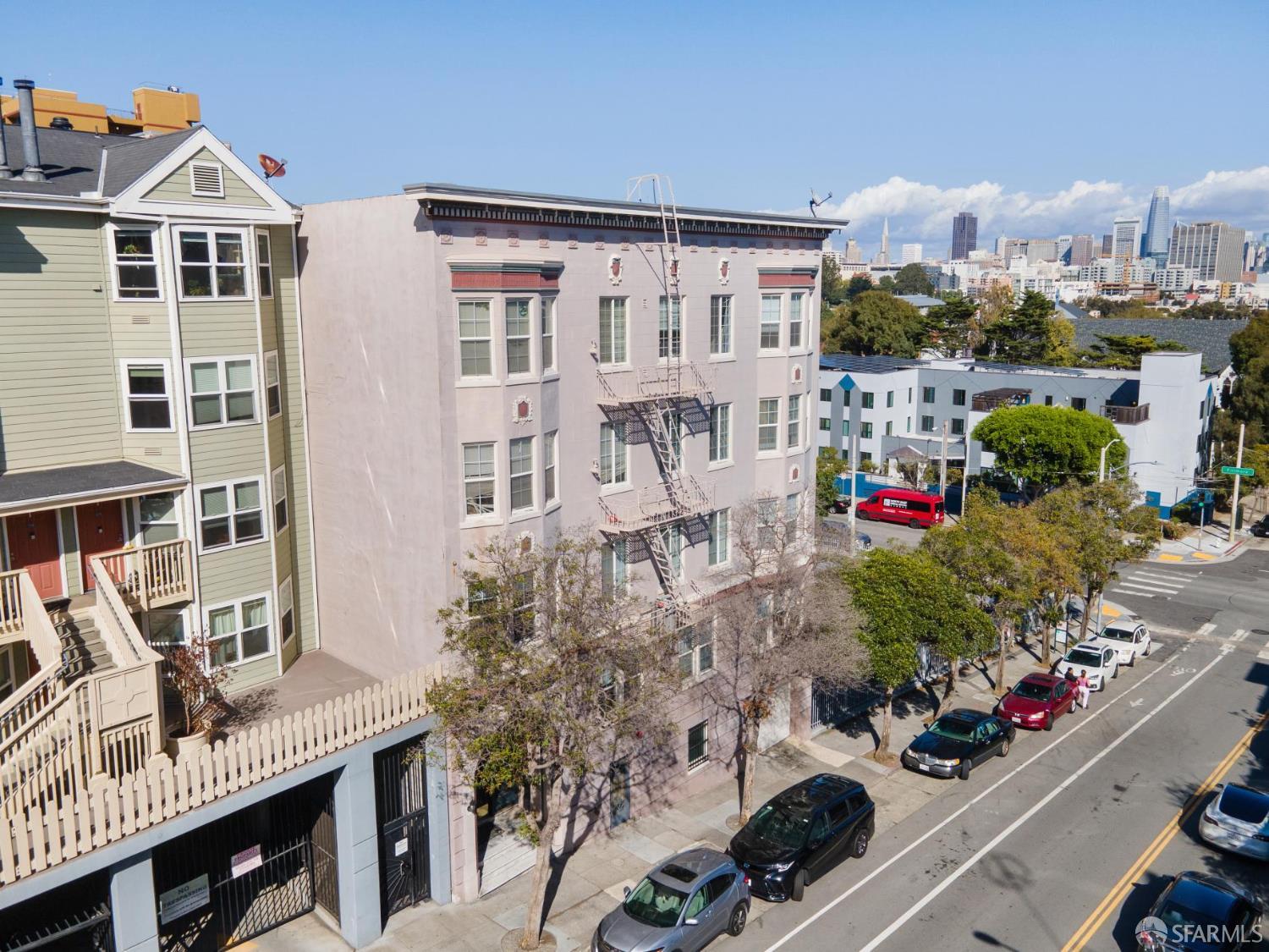 San Francisco, California, 94117, United States, 17 Bedrooms Bedrooms, ,Residential,For Sale,1994425