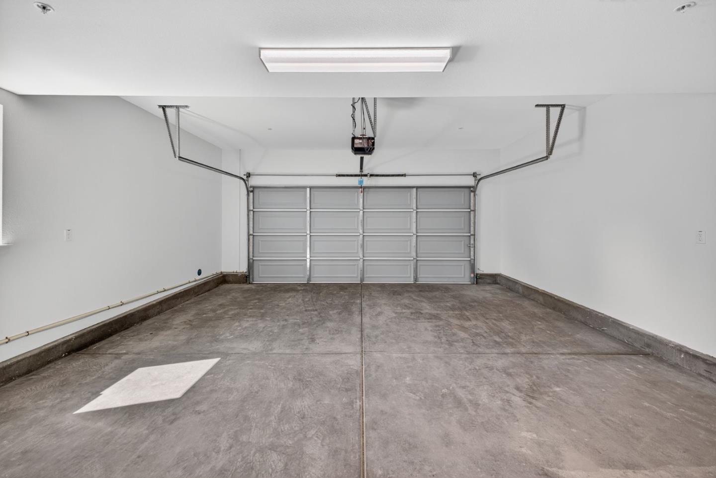 Redwood City, California, 94061, United States, 4 Bedrooms Bedrooms, ,3 BathroomsBathrooms,Residential,For Sale,1988183