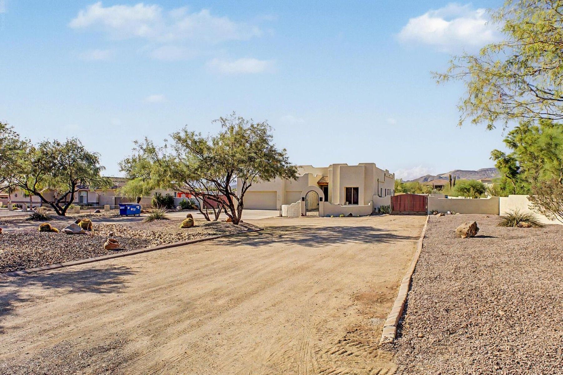  1120 E Circle Mountain Road  New River, AZ - 物件實景