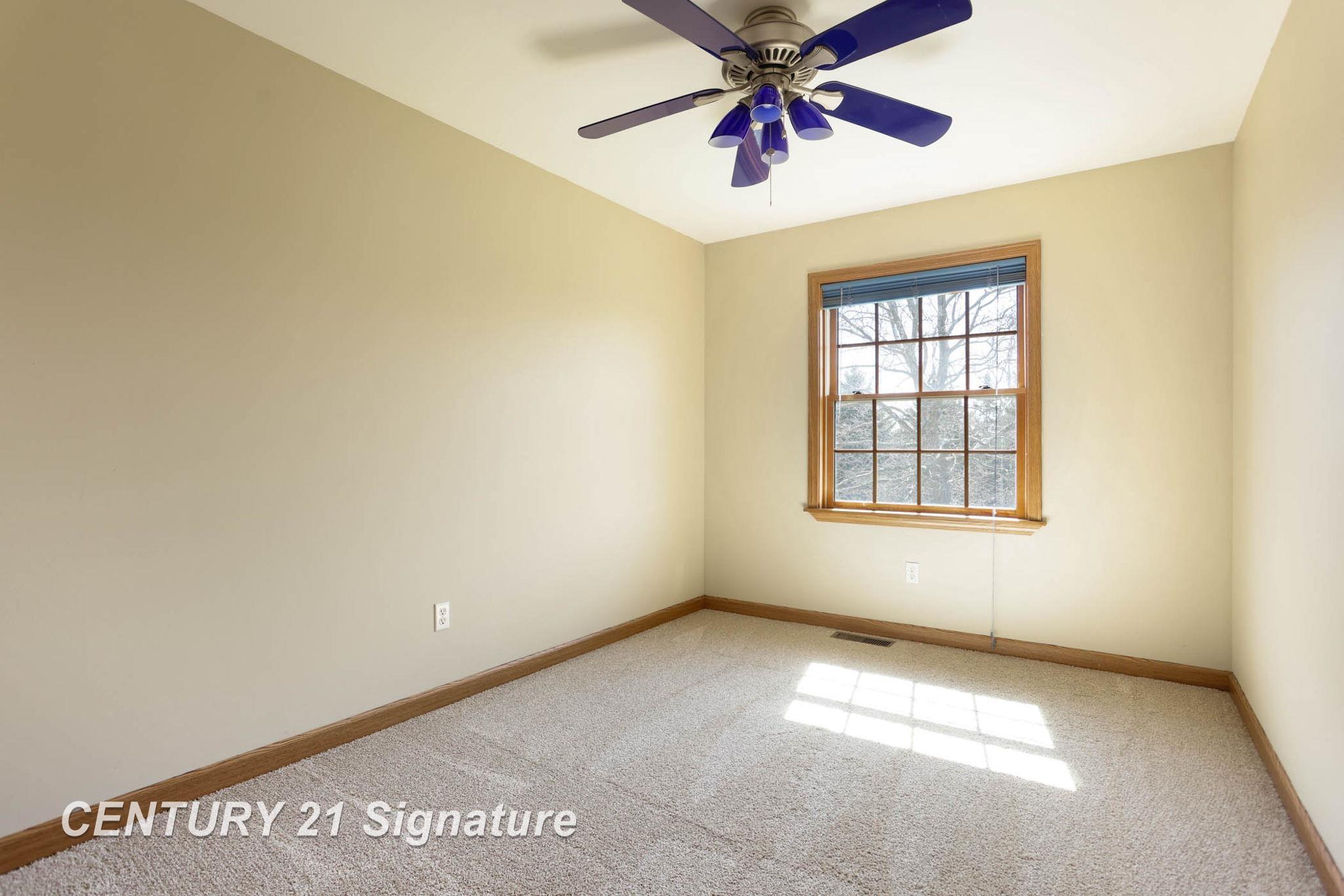 Hemlock, Michigan, 48626, United States, 6 Bedrooms Bedrooms, ,5 BathroomsBathrooms,Residential,For Sale,1984080