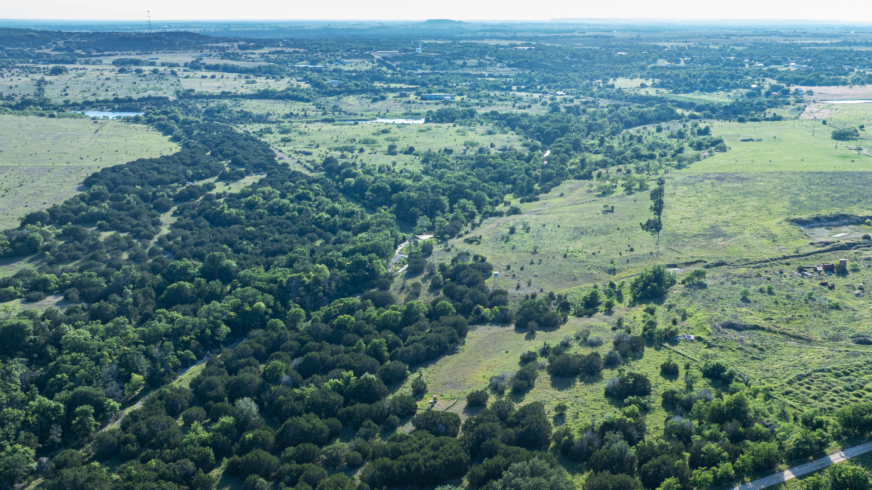  A Turnkey Bosque County Retreat Built for Recreation - 物件實景