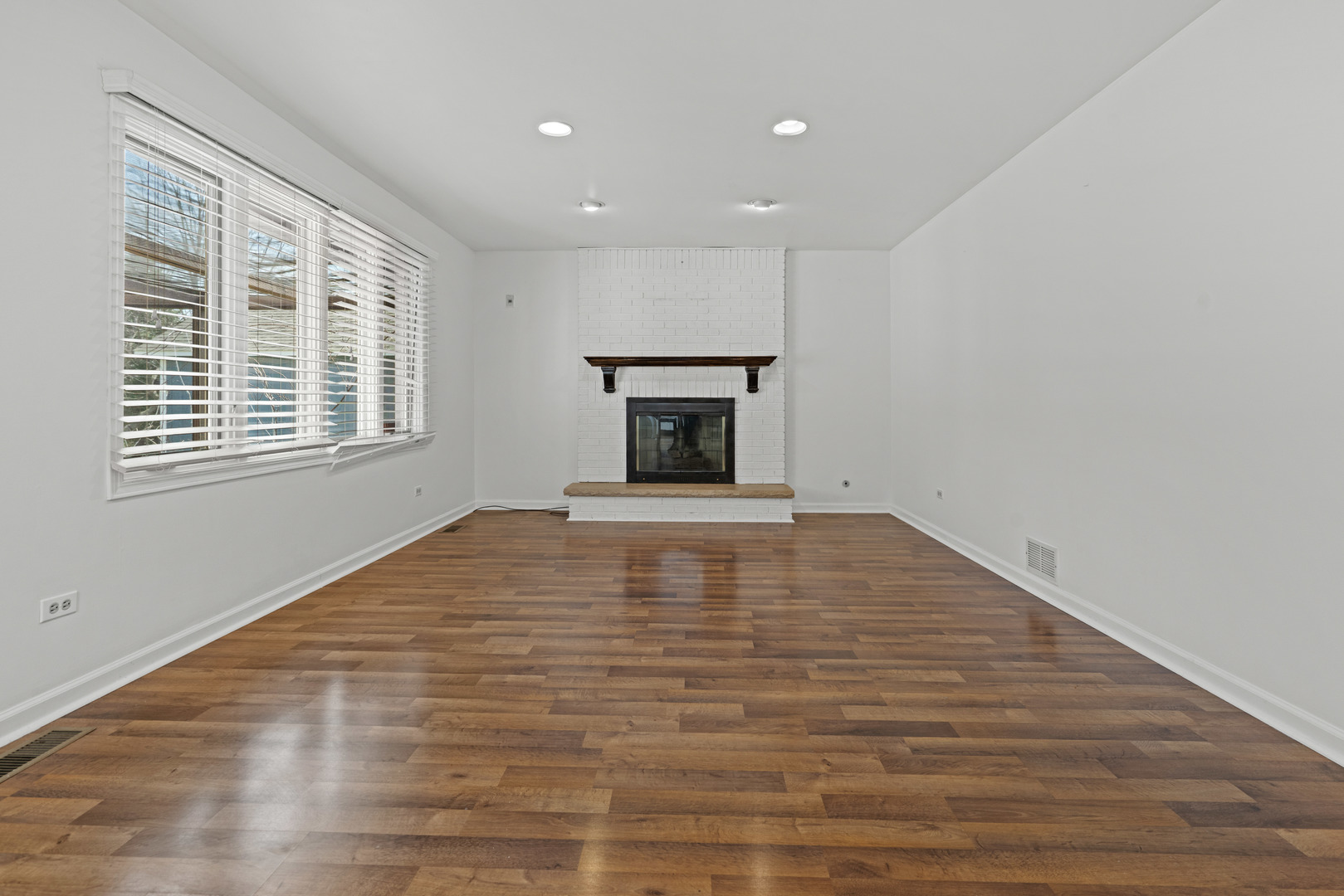 Orange Ave, Orland Park, IL 60467 #1