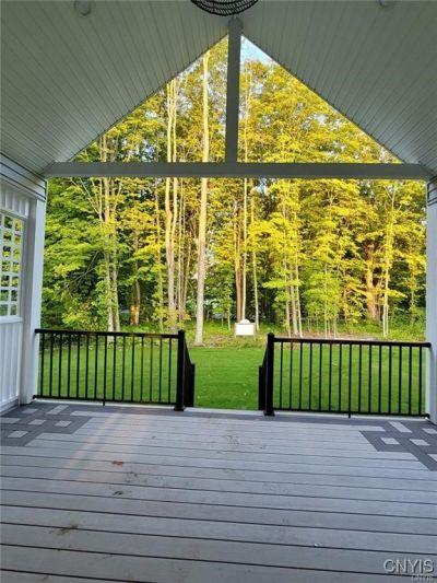 Syracuse, New York, 13215, United States, 3 Bedrooms Bedrooms, ,3 BathroomsBathrooms,Residential,For Sale,1846981