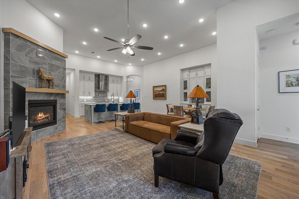 Rockwall, Texas, 75087, United States, 3 Bedrooms Bedrooms, ,4 BathroomsBathrooms,Residential,For Sale,1786102