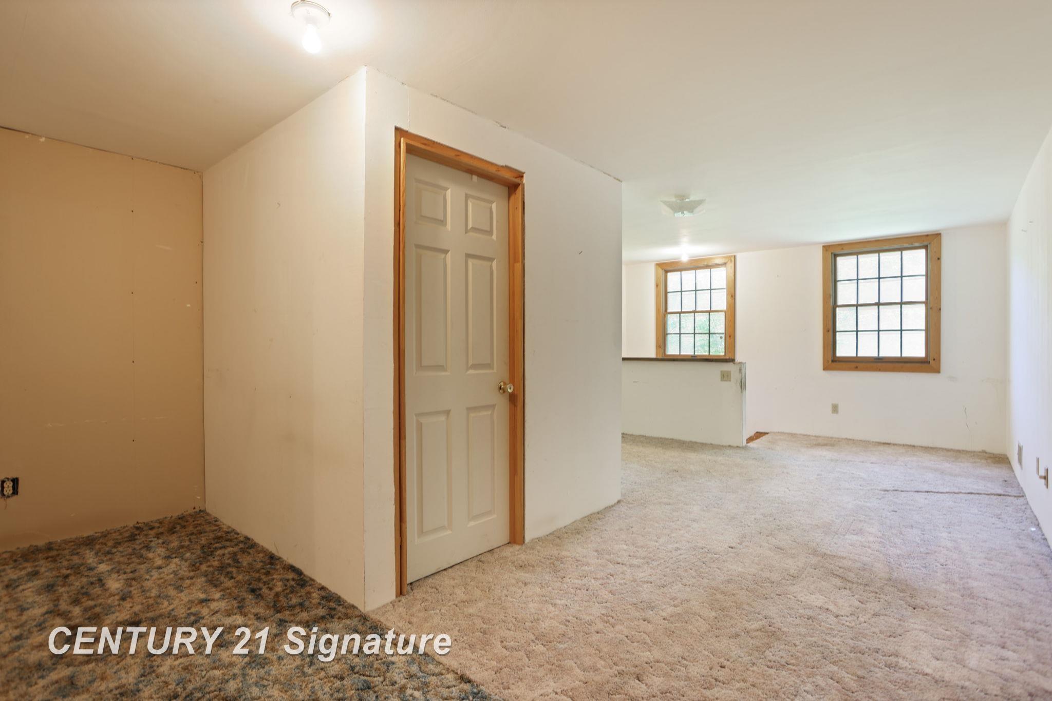 Chesaning, Michigan, 48616, United States, 4 Bedrooms Bedrooms, ,3 BathroomsBathrooms,Residential,For Sale,1980512