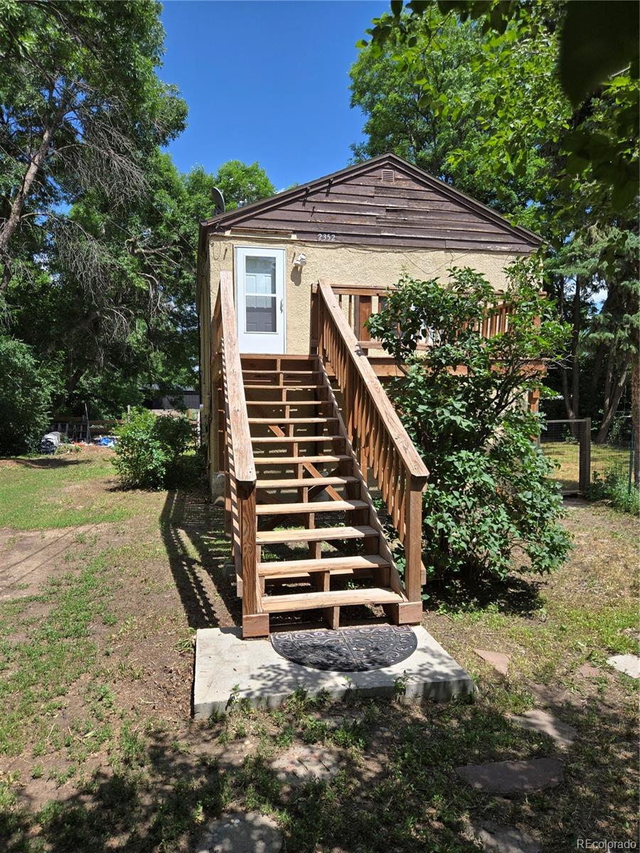 Lakewood, Colorado, 80215, United States, 4 Bedrooms Bedrooms, ,2 BathroomsBathrooms,Residential,For Sale,1875138