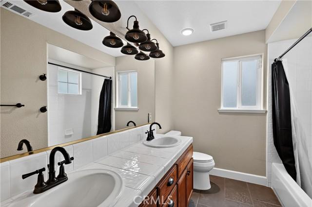 Merced, California, 95340, United States, 5 Bedrooms Bedrooms, ,3 BathroomsBathrooms,Residential,For Sale,2012352