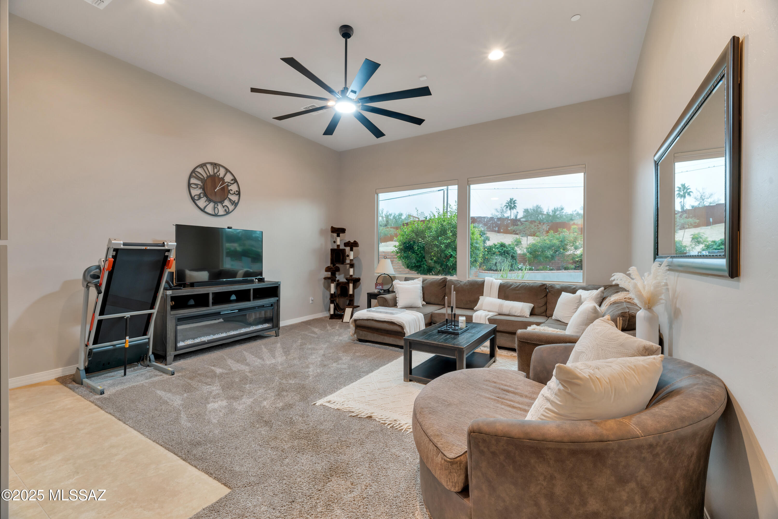 Tucson, Arizona, 85742, United States, 4 Bedrooms Bedrooms, ,4 BathroomsBathrooms,Residential,For Sale,2003188