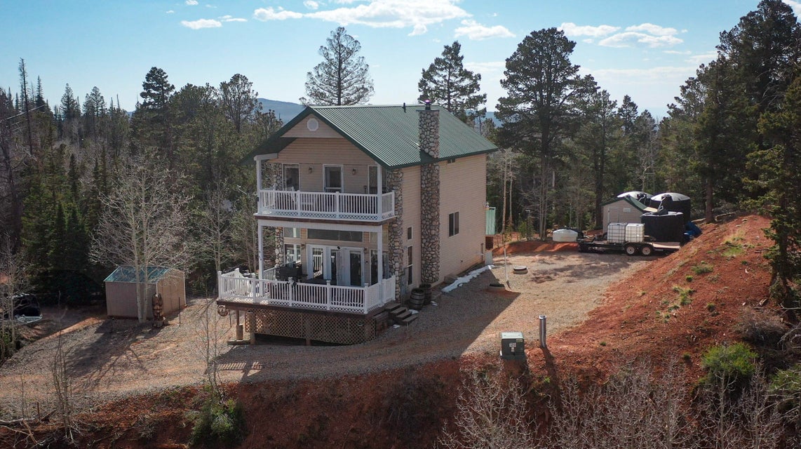 Brian Head, Utah, 84719, United States, 5 Bedrooms Bedrooms, ,3 BathroomsBathrooms,Residential,For Sale,1951004