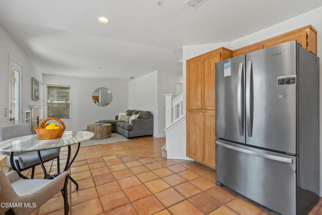 Ventura, California, 93004, United States, 4 Bedrooms Bedrooms, ,3 BathroomsBathrooms,Residential,For Sale,1911209