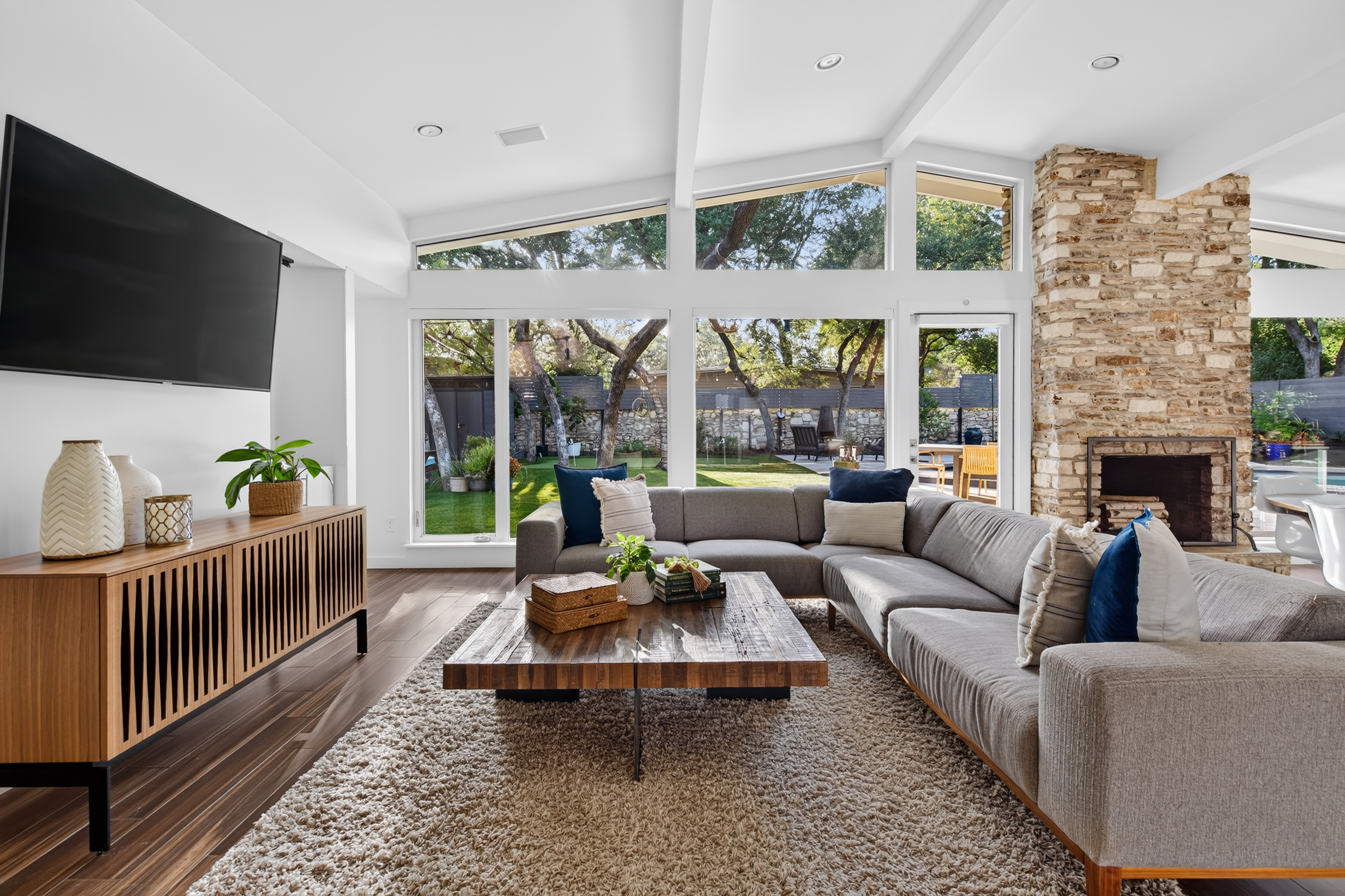  412 Ridgewood Rd, West Lake Hills - 物件實景