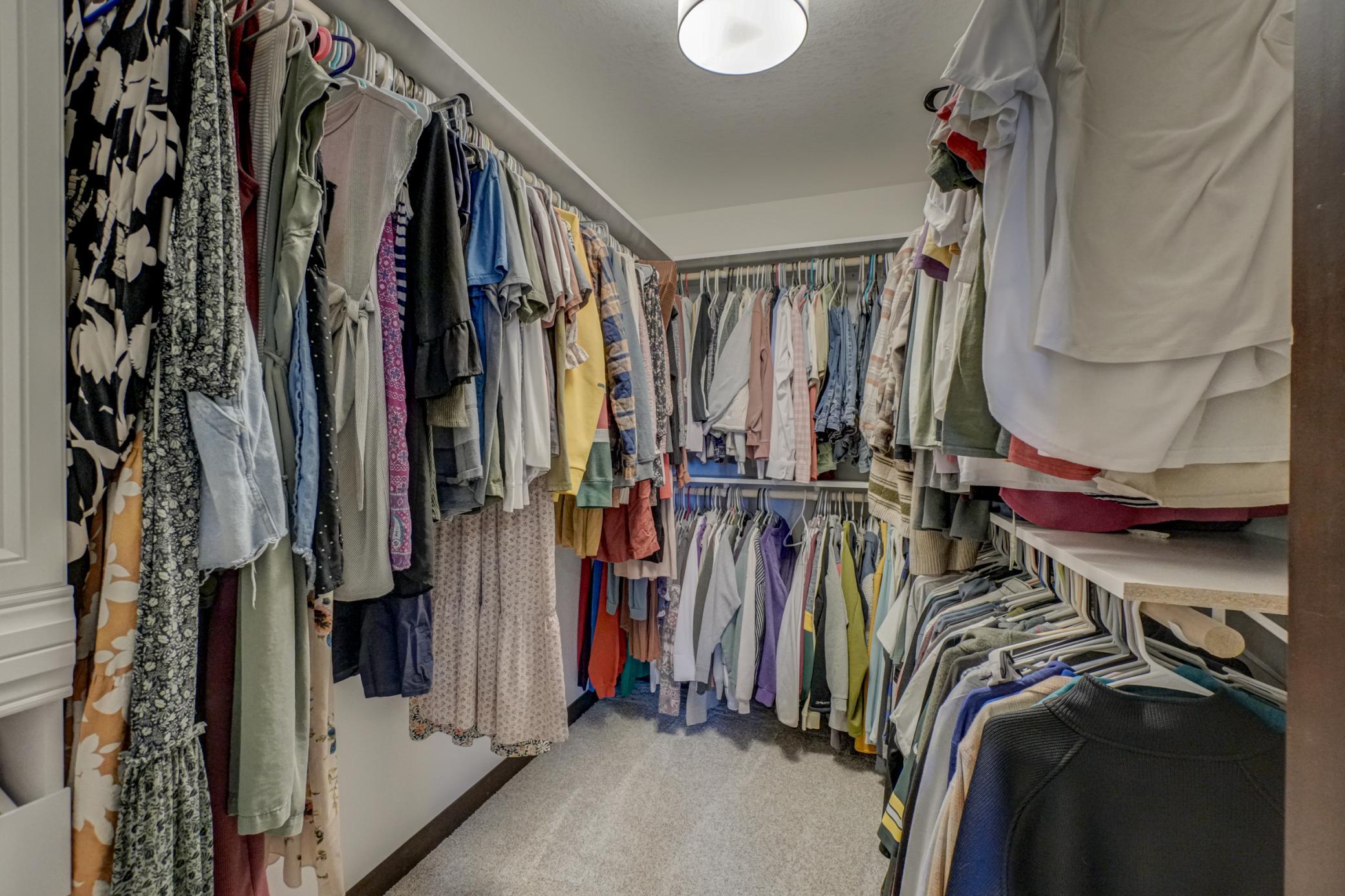 Saint Joseph Twp, Wisconsin, 54017, United States, 4 Bedrooms Bedrooms, ,4 BathroomsBathrooms,Residential,For Sale,1989036