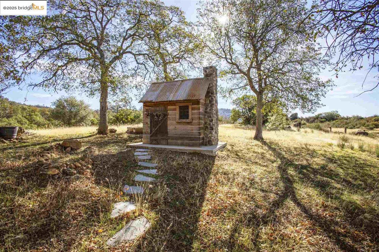 La Grange, California, 95311, United States, 3 Bedrooms Bedrooms, ,2 BathroomsBathrooms,Residential,For Sale,1982457